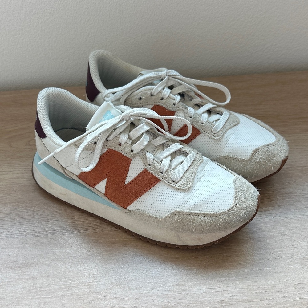 Women’s White and Orange New Balance 237 Sneakers Size 10